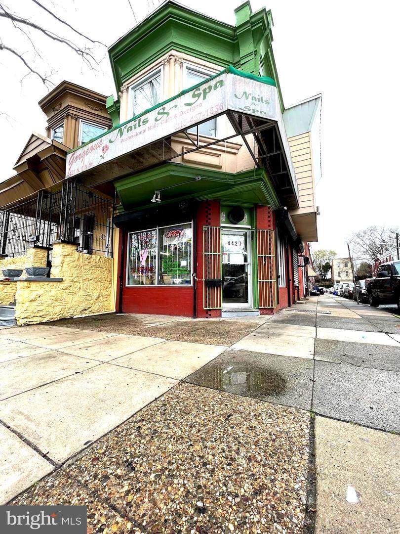 4427 5TH Street - Photo 1