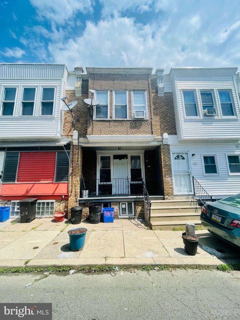 309 Delphine Street - Photo 1