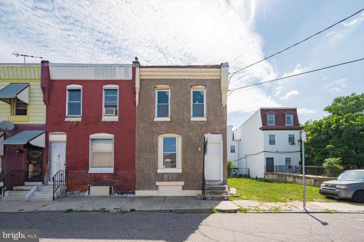 937 45TH Street - Photo 1