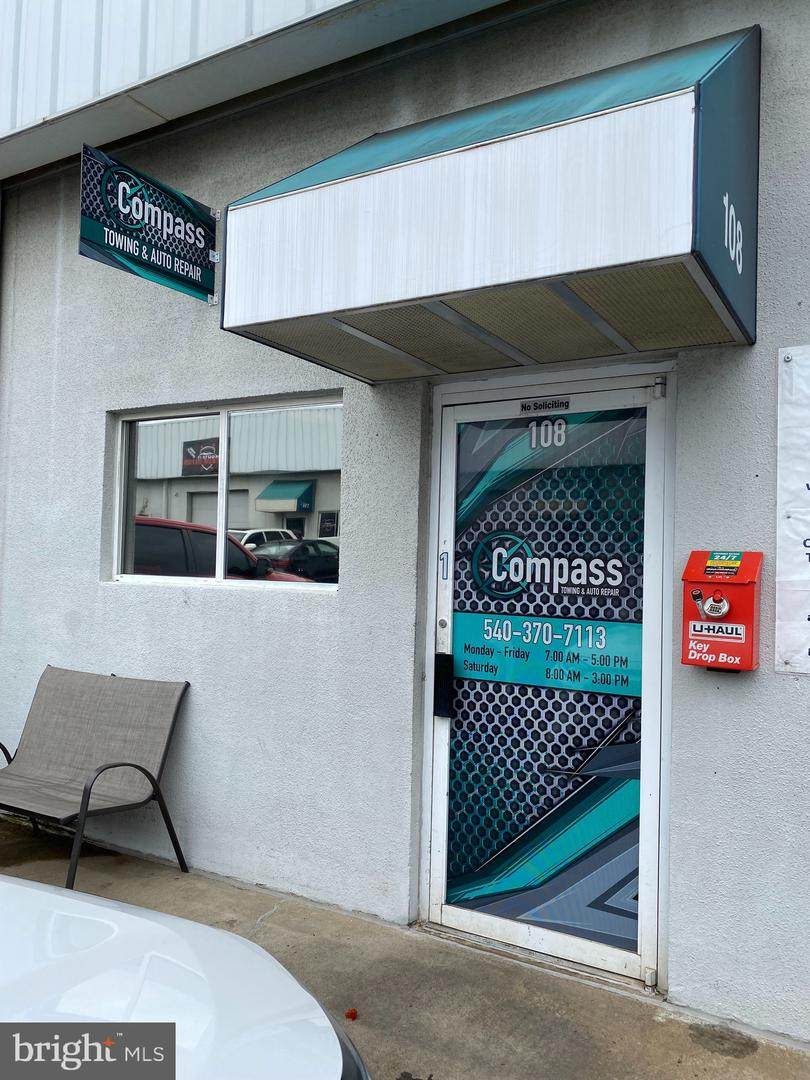 27 Mcwhirt Loop Ste108 - Photo 1