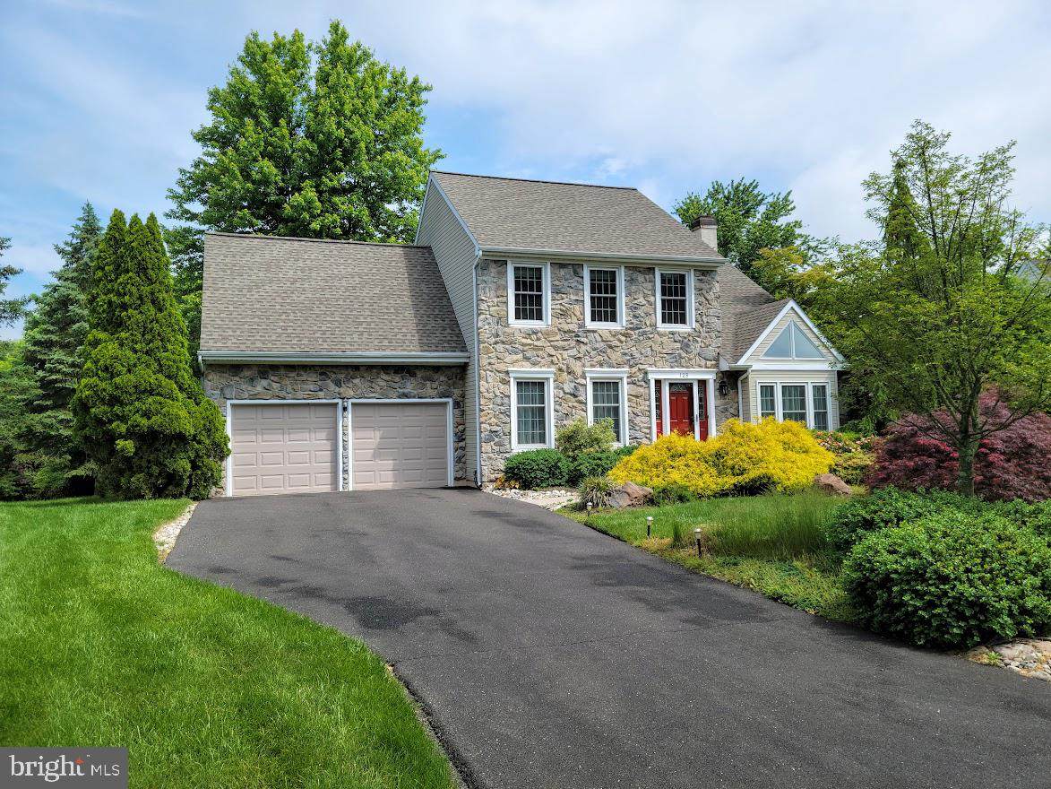 128 Girard Avenue - Photo 1