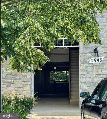 5940 Founders Hill Drive - Photo 1