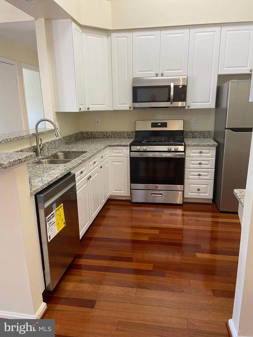 6610-K Netties Lane - Photo 1