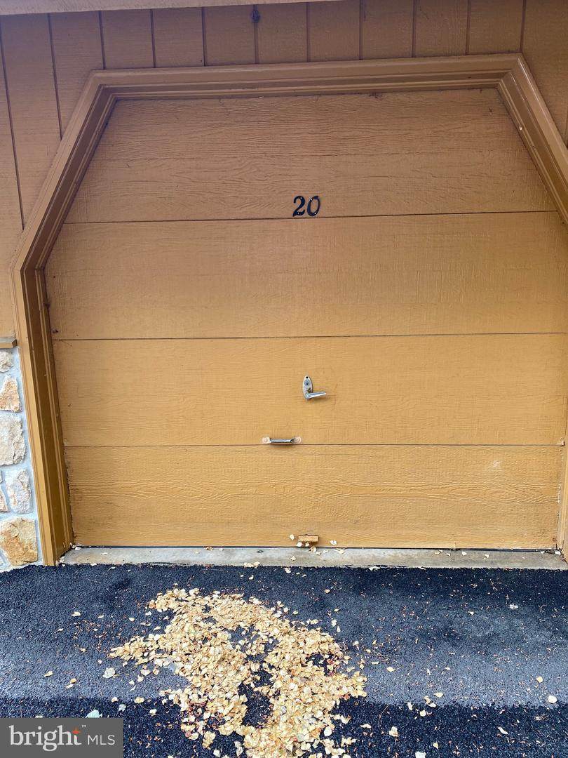20 Valley Stream Lane - Photo 1