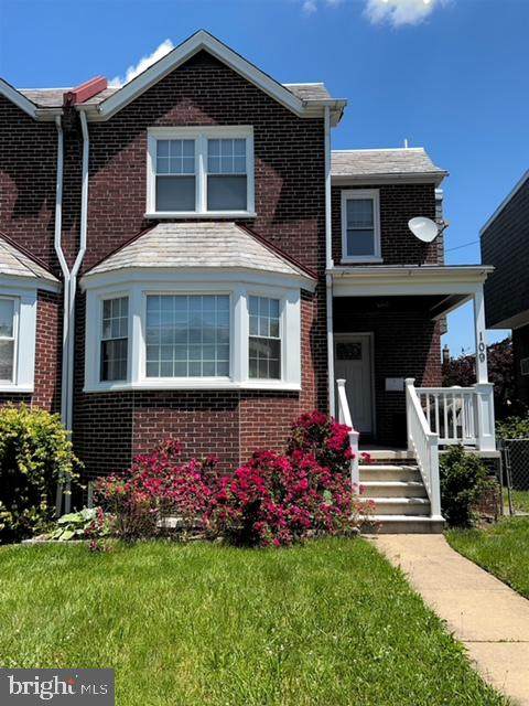 109 39TH Street - Photo 1