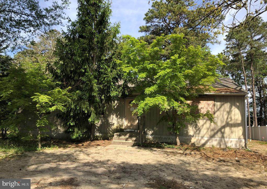 405 Chippewa Trail - Photo 1