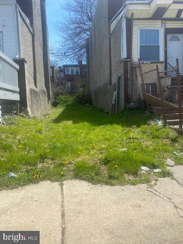 5908 Trinity Street - Photo 1