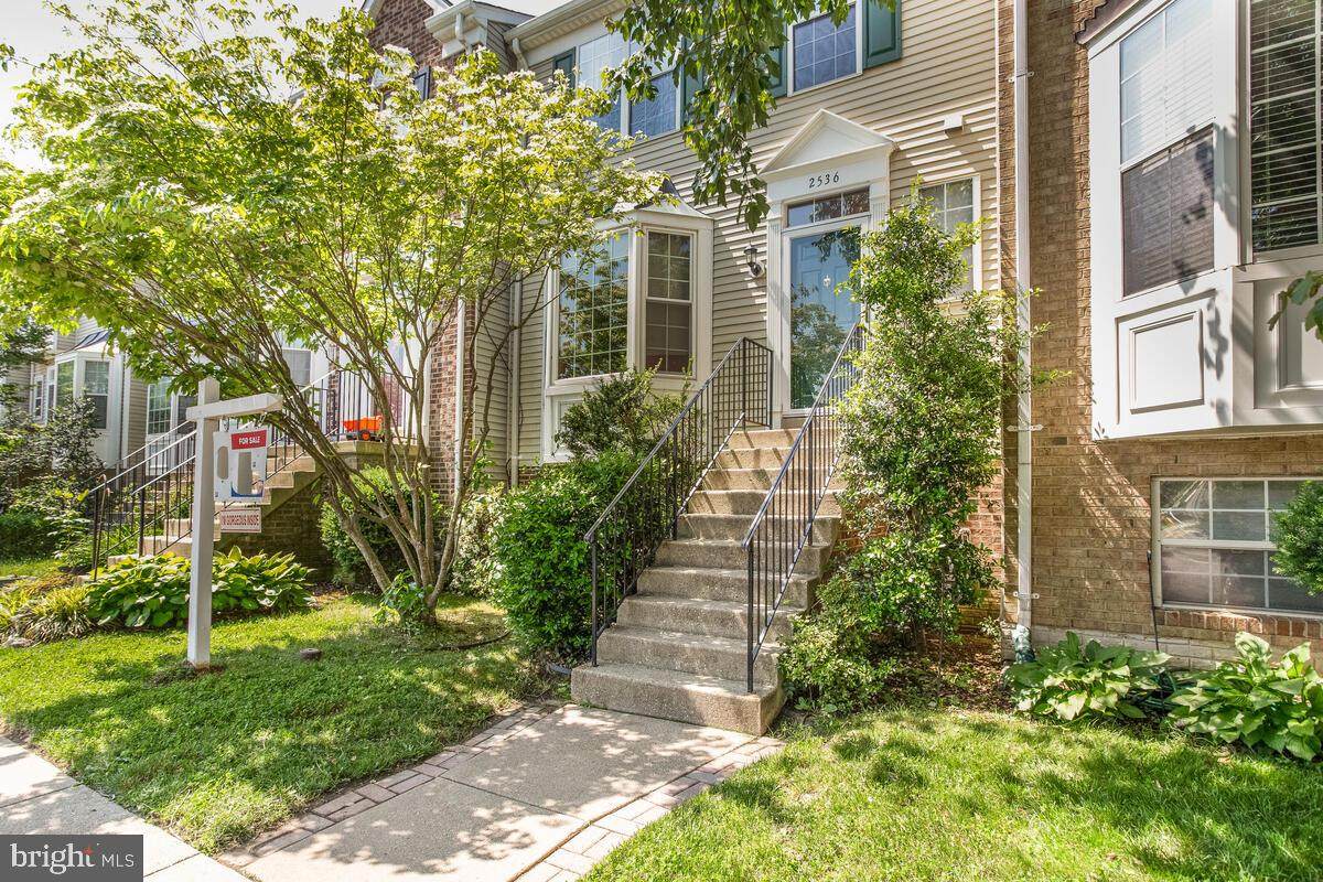 2536 Ayr Court - Photo 1