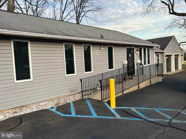 943 County Line Road - Photo 1