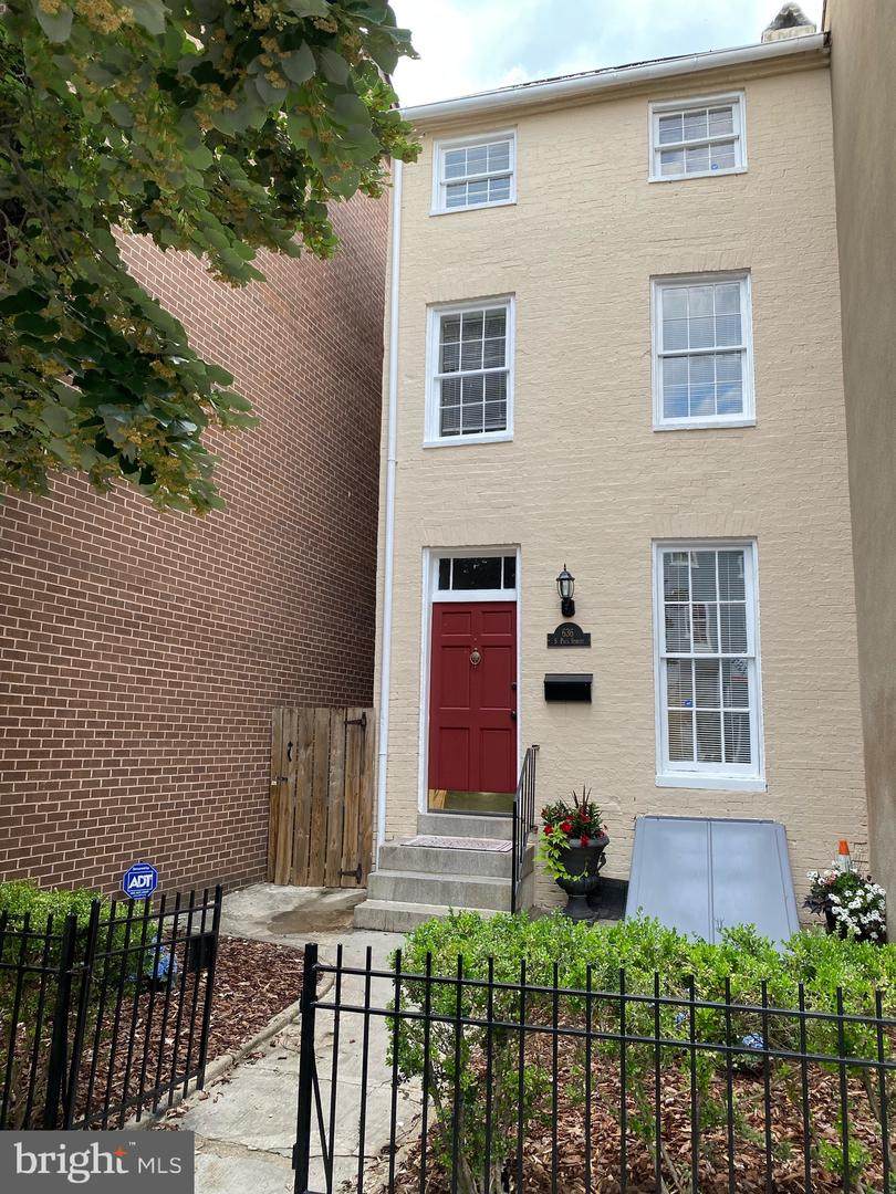 636 Paca Street - Photo 1