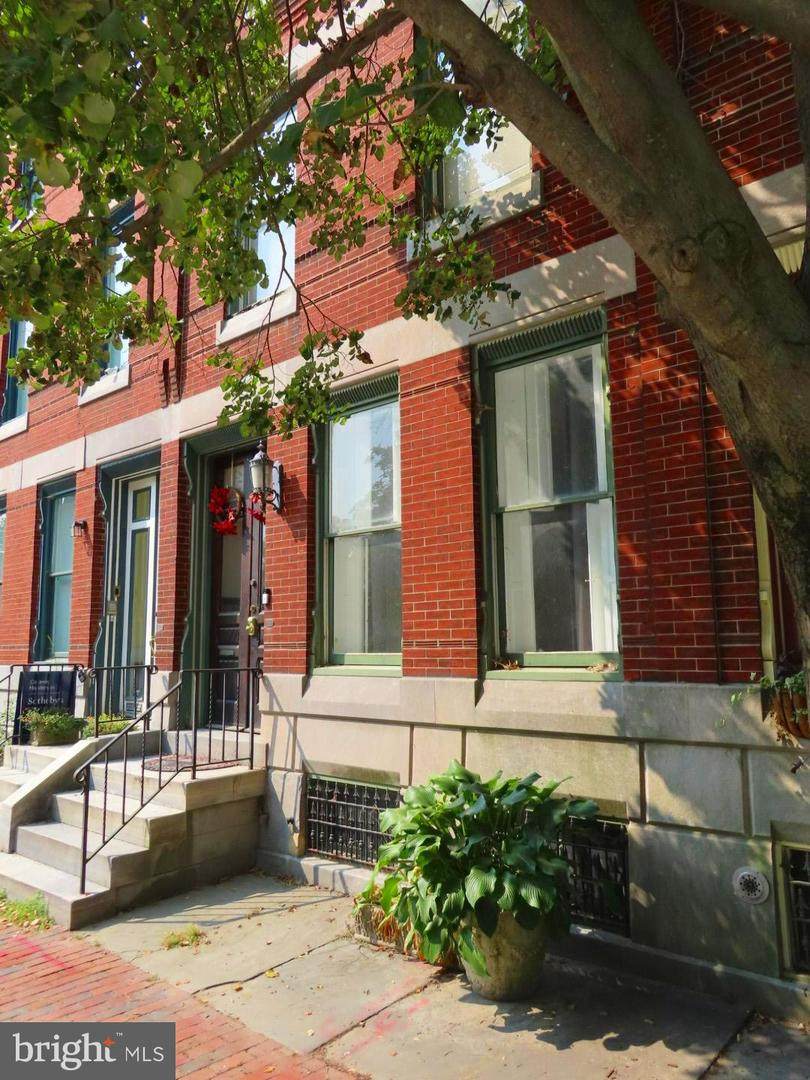117 Montgomery Street - Photo 1