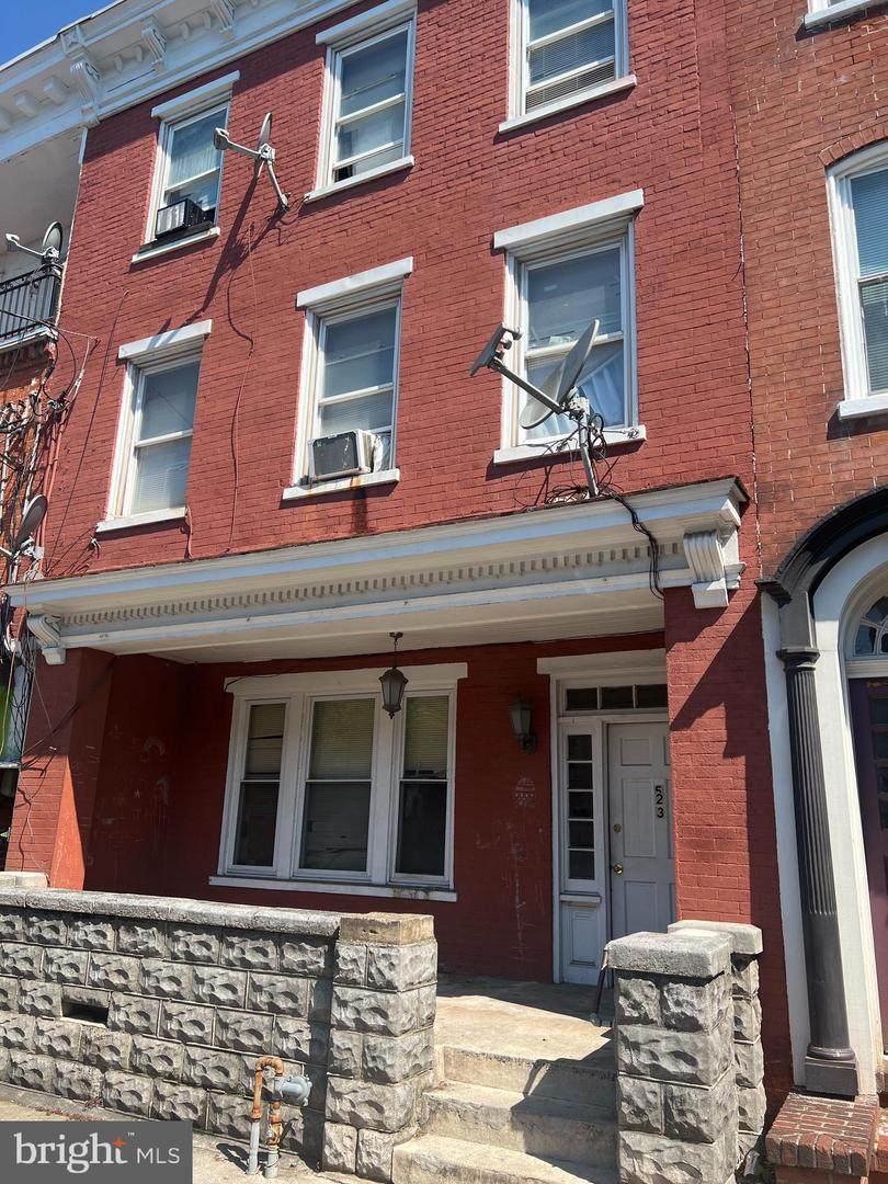 523 King Street - Photo 1