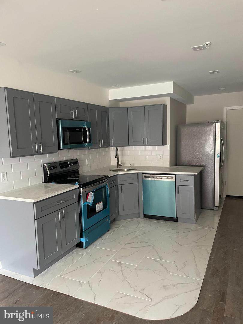 2153 19TH Street - Photo 1
