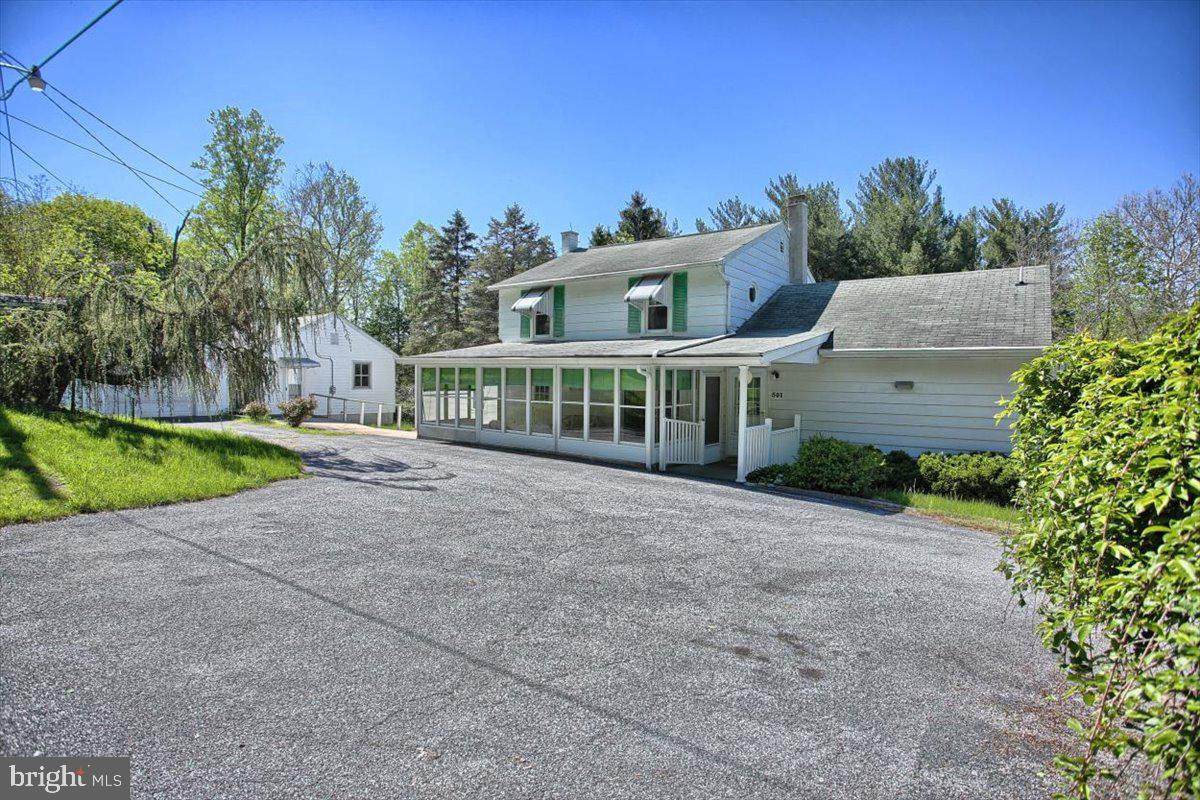 501 Iron Bridge Lane - Photo 1