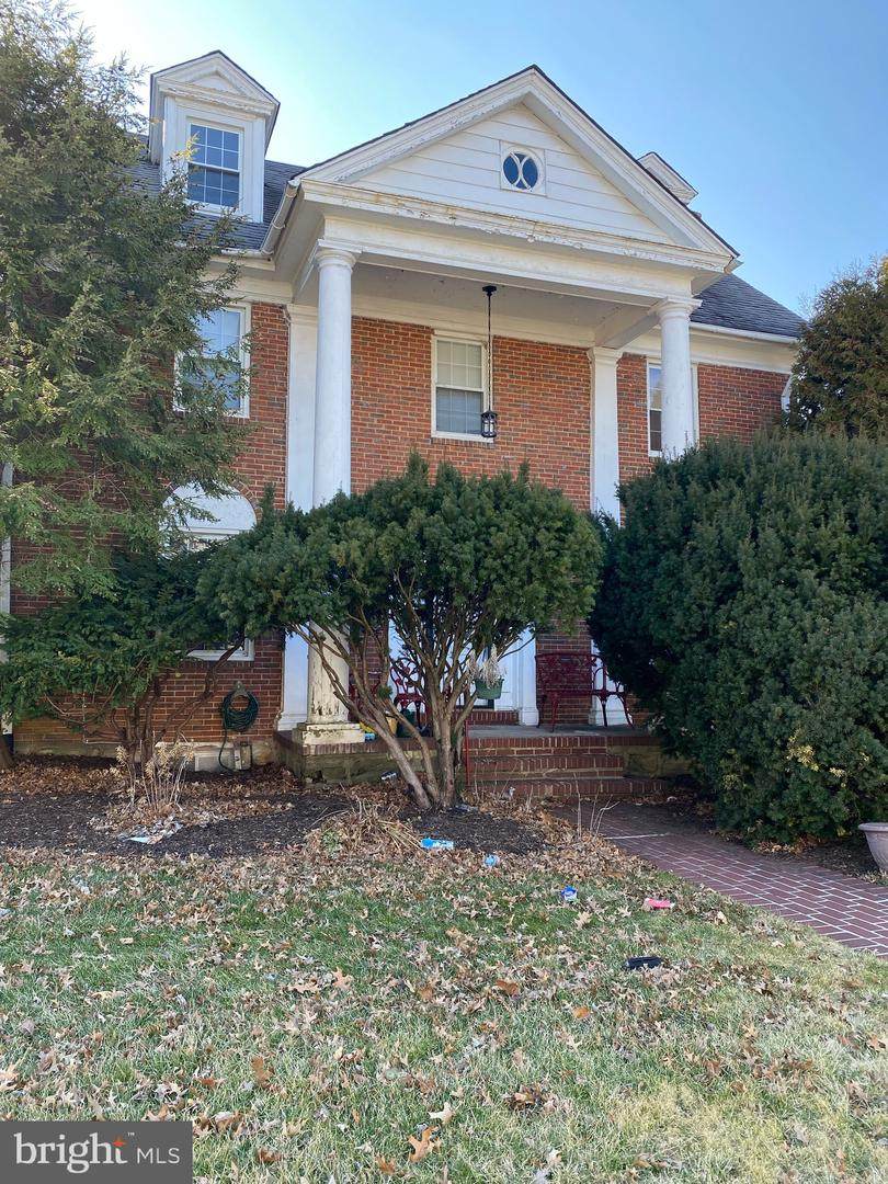 334 Lincoln Avenue - Photo 1