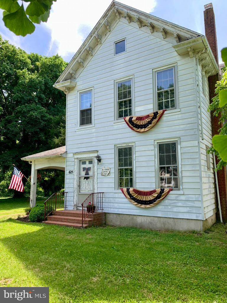 625 Old Deerfield Pike - Photo 1