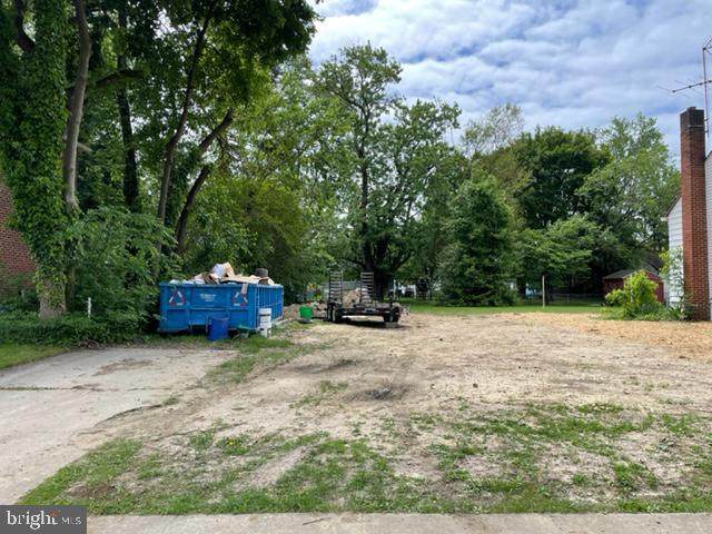 134 Kingston Ave - Photo 1
