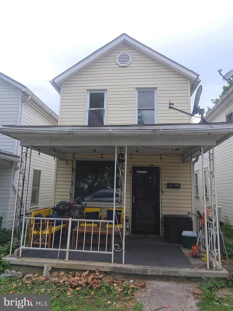 221 Race Street - Photo 1