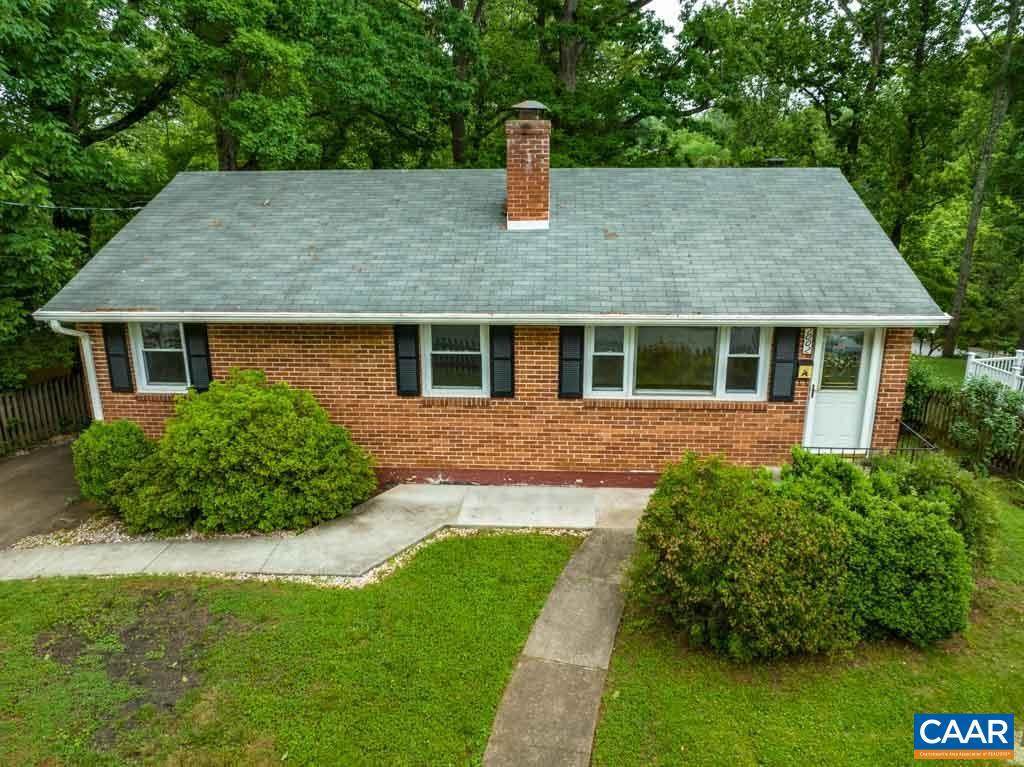 1002 Cottonwood Rd - Photo 1