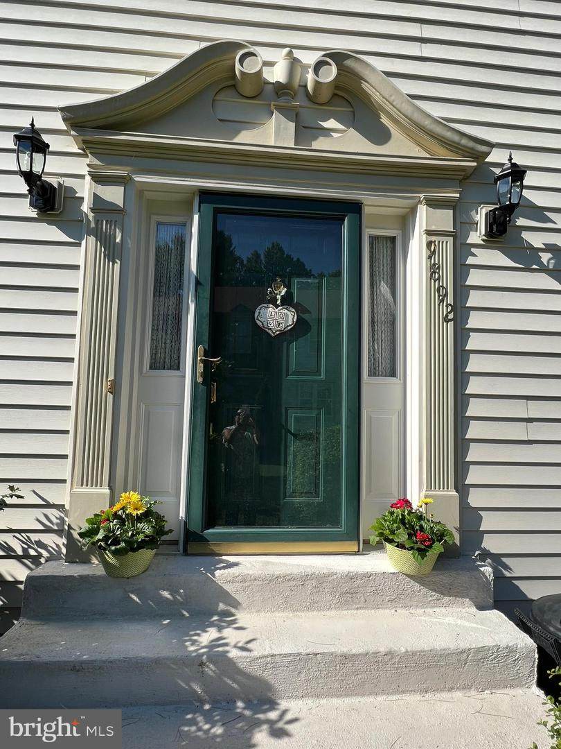 9892 Burke Pond Court - Photo 1