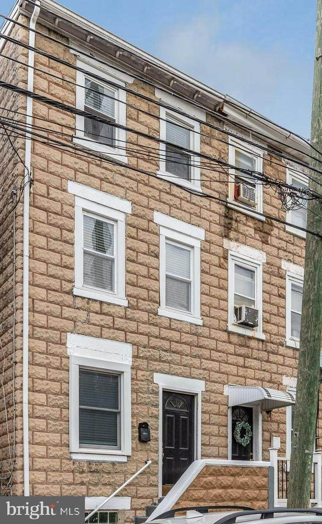 352-12 Elm Street - Photo 1
