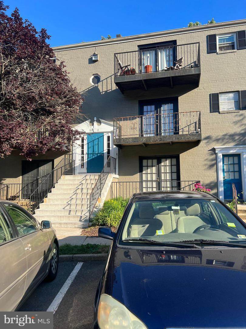 5911 Quantrell Ave - Photo 1