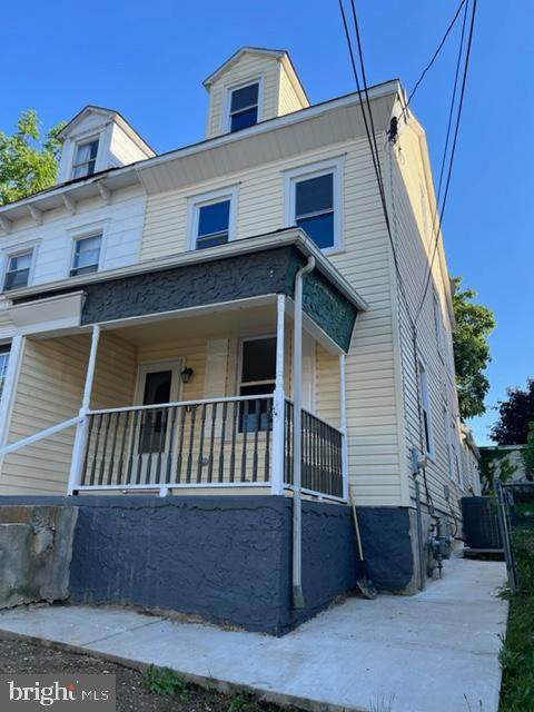 1012 Tyler Avenue - Photo 1