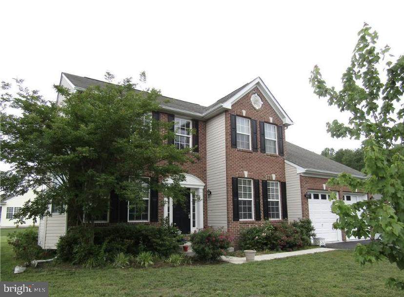 33 Clover Drive - Photo 1