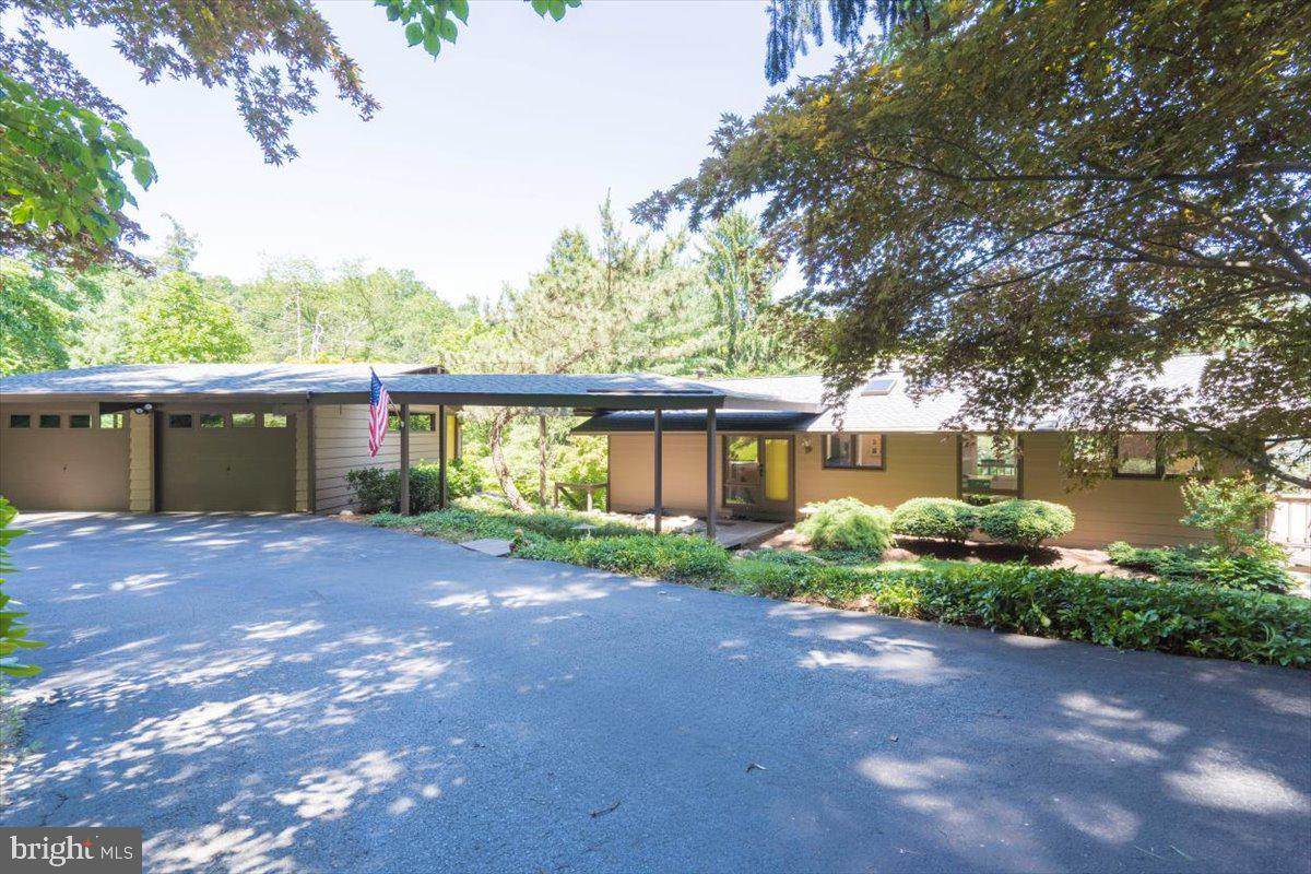 215 Jug Hollow Road - Photo 1