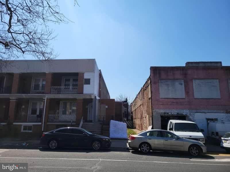 5450 Walnut Street - Photo 1