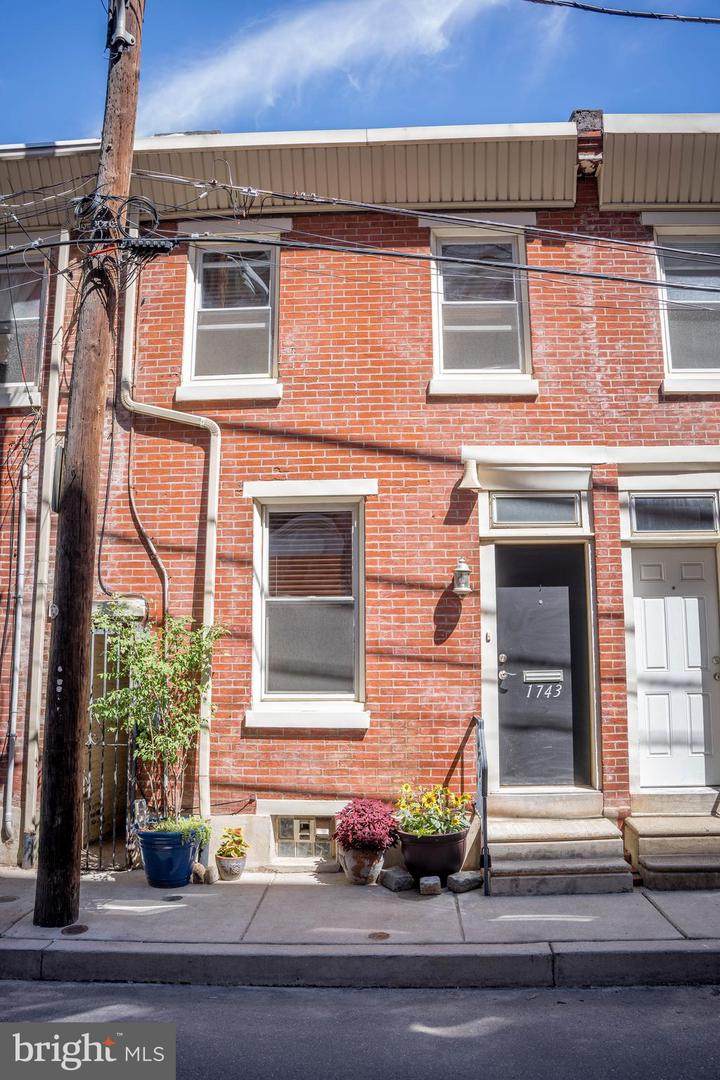 1743 Sepviva Street - Photo 1