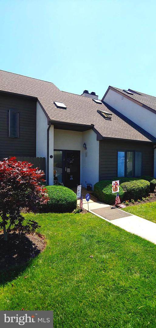32 Hawk Valley Lane - Photo 1