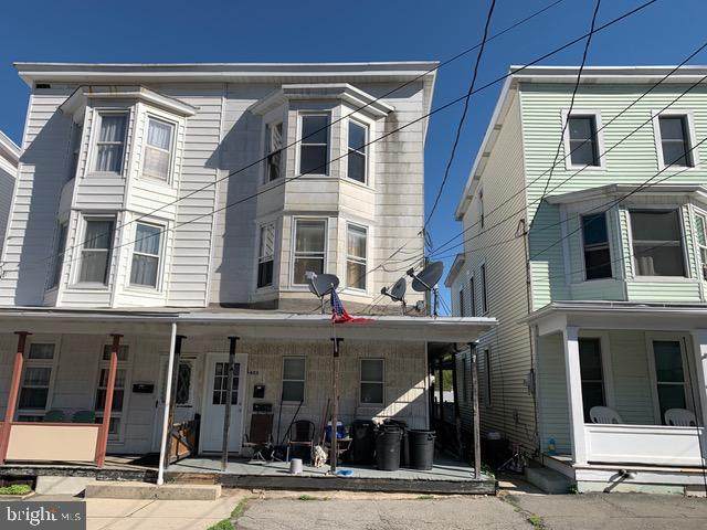 623 Arlington Street - Photo 1