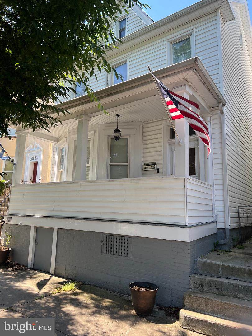 205 Race Street - Photo 1