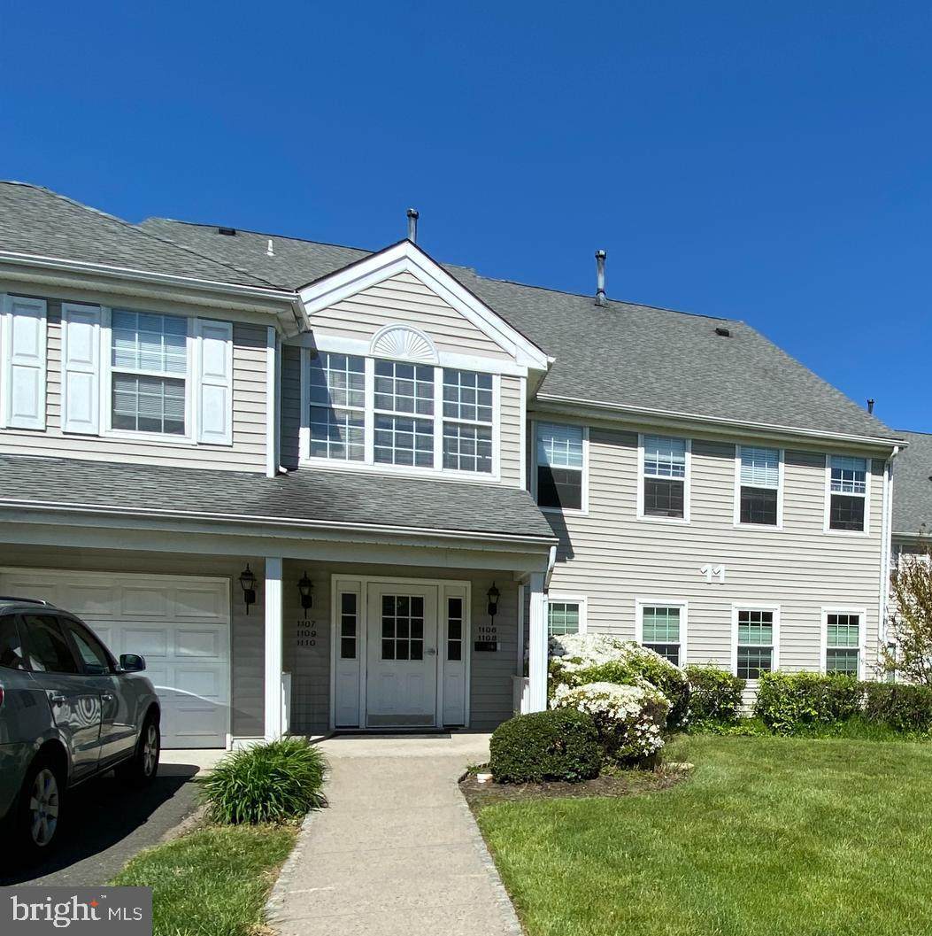 1109 Eagles Chase Drive - Photo 1