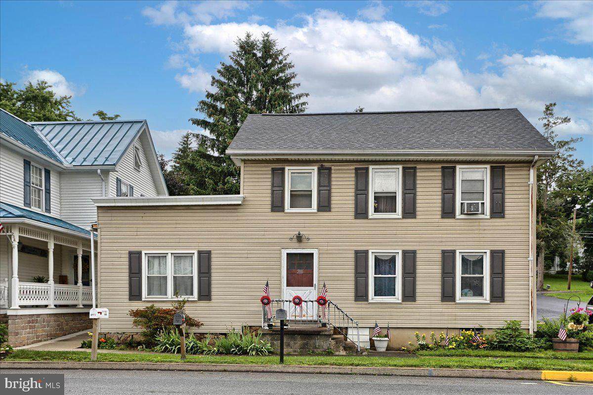 200 Main Street - Photo 1
