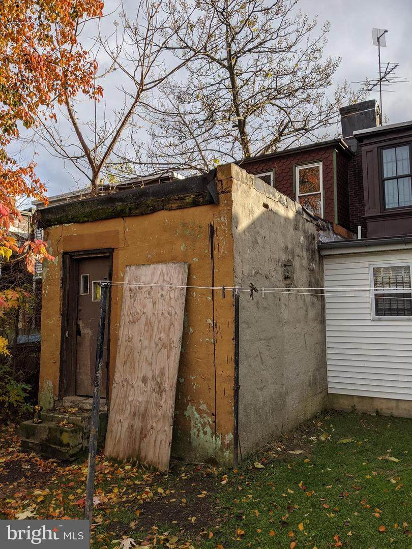 1323 Victoria Street - Photo 1