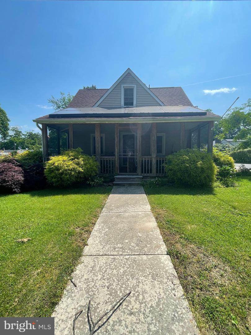 143 Franklin Avenue - Photo 1