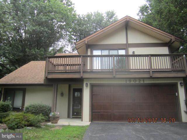 19021 Harkness Lane - Photo 1