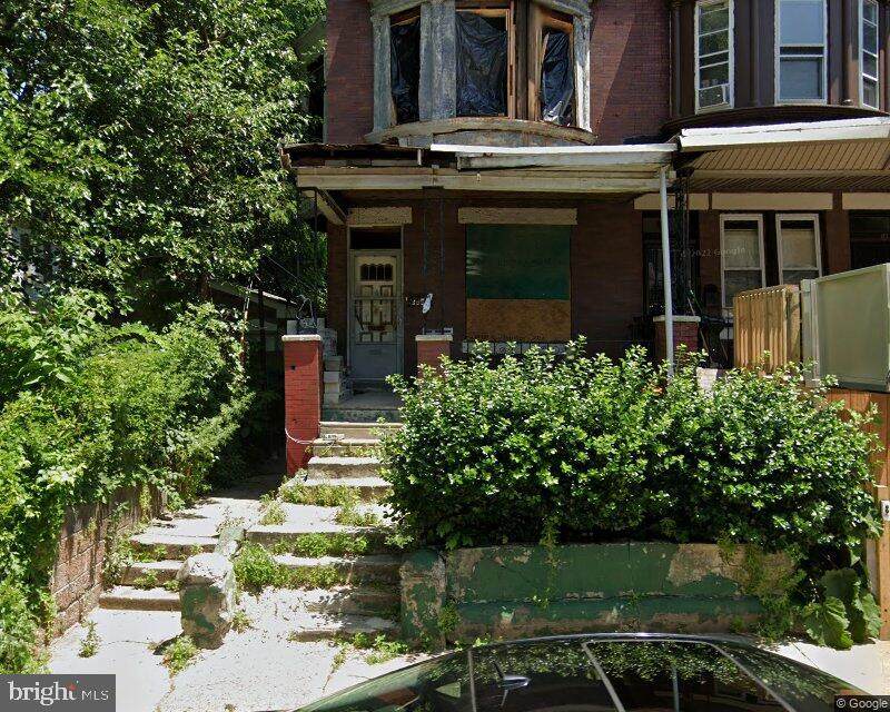 3351 18TH Street - Photo 1