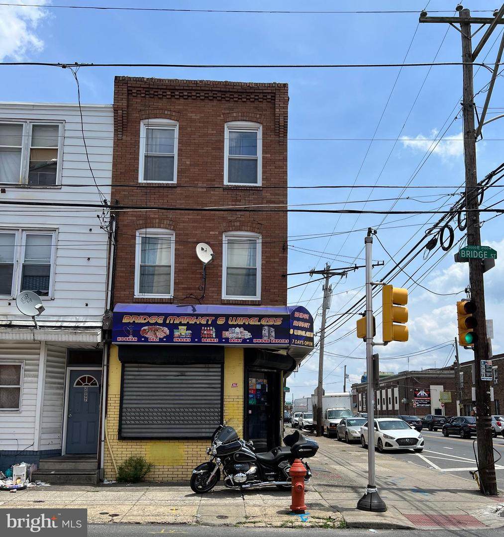 2099 Bridge Street - Photo 1