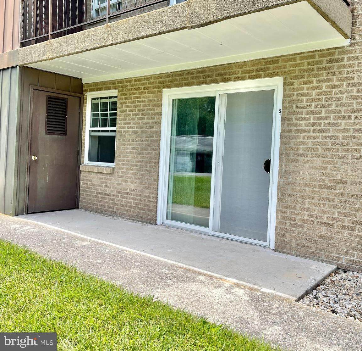12918 Cresap Street - Photo 1