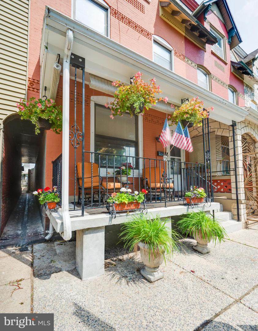 345 3RD Street - Photo 1