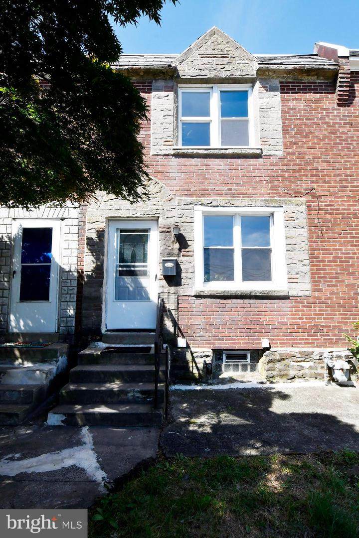 1152 Wycombe Avenue - Photo 1
