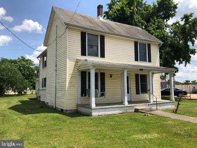 105 Franklin Street - Photo 1