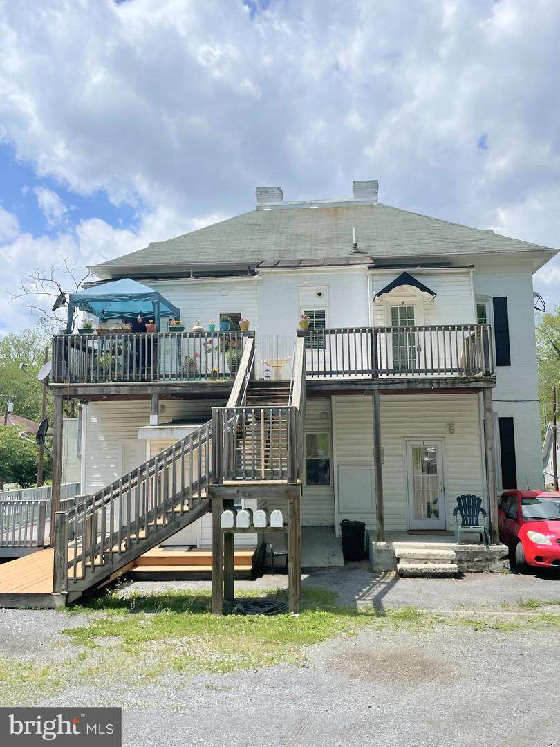 724 Virginia Avenue - Photo 1