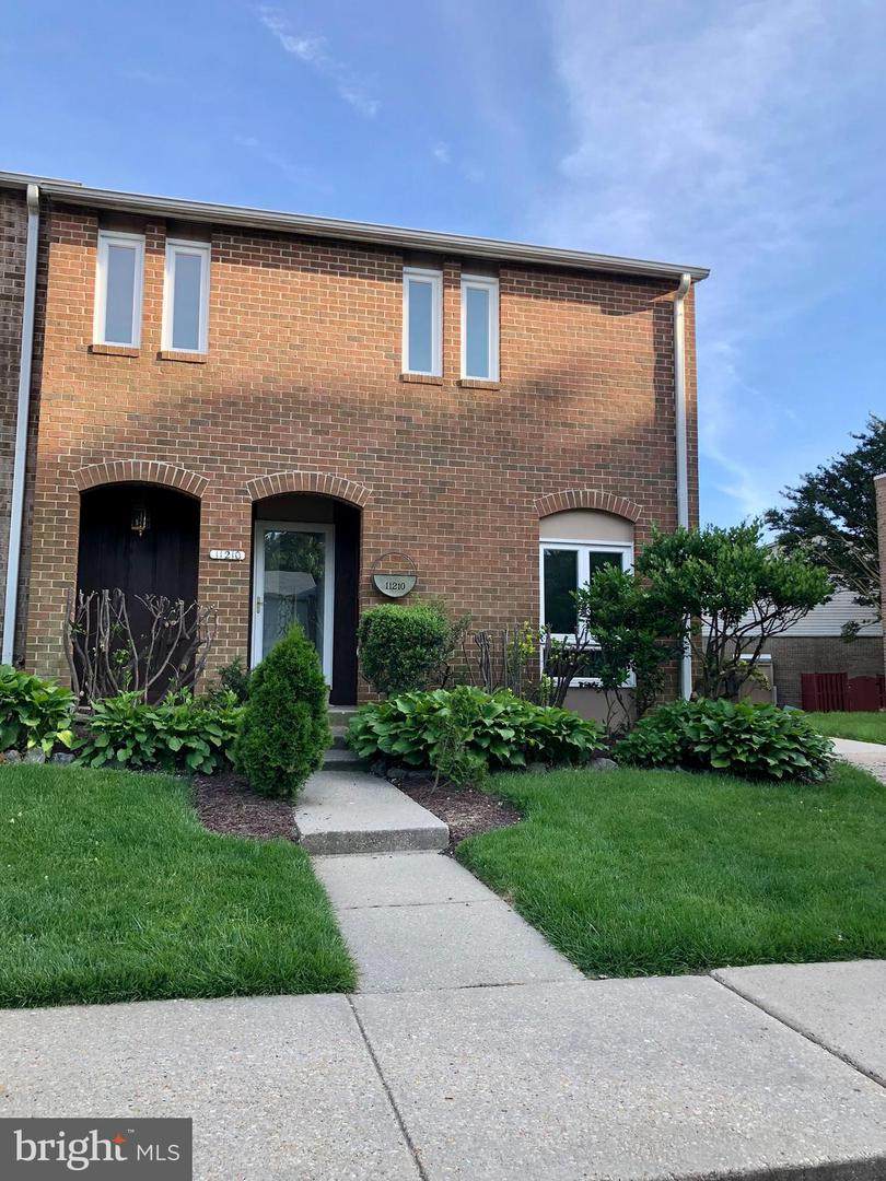 11210 Oak Leaf Drive - Photo 1