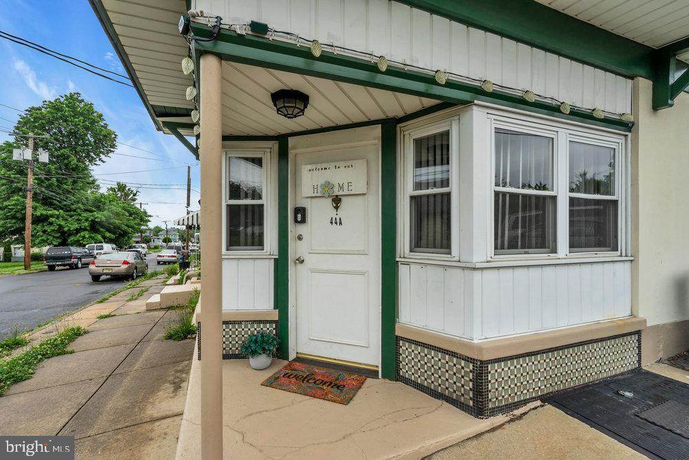 44 Dover - Photo 1