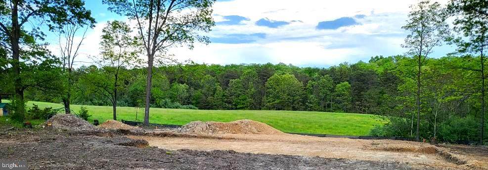 129 Lake Holiday Road - Photo 1
