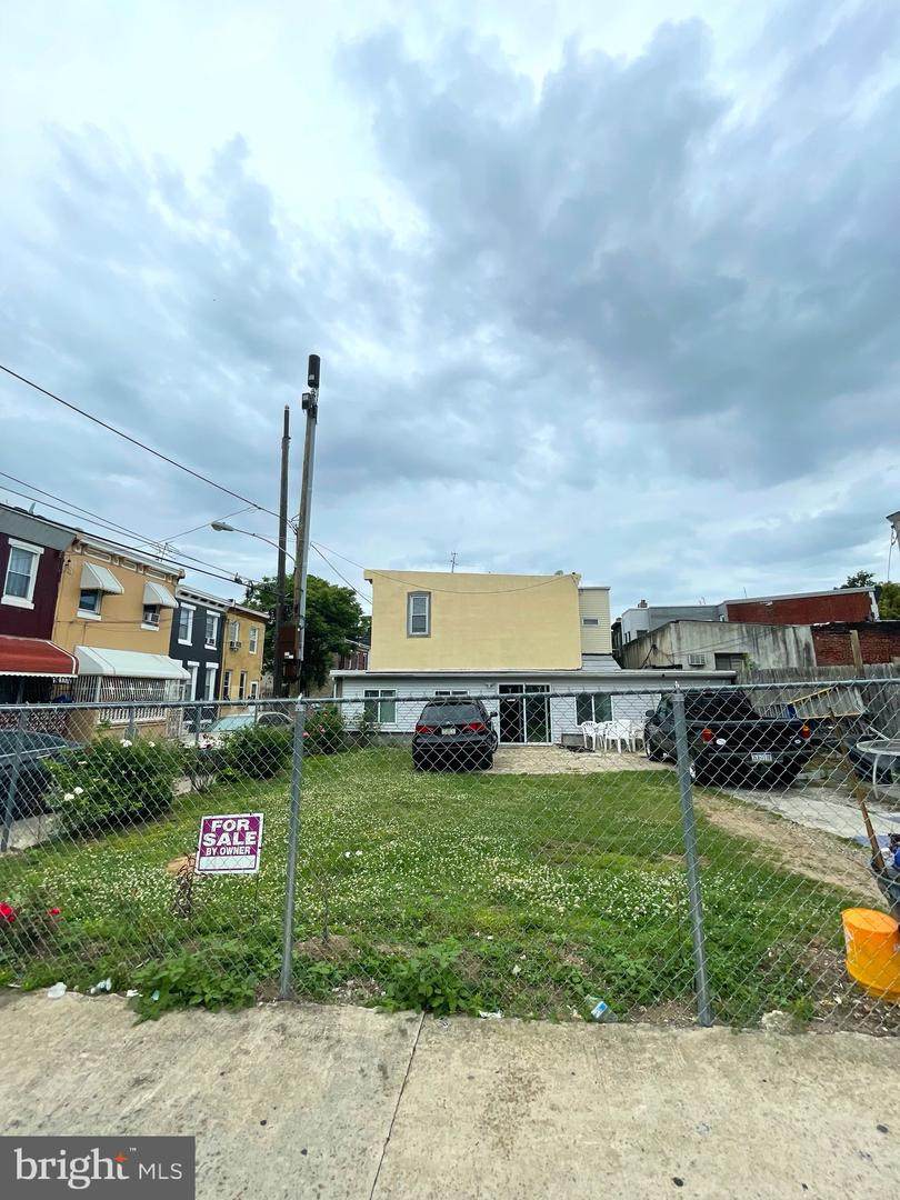 433 York Street - Photo 1